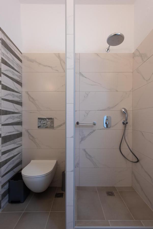Theodora Rooms Kamares  Екстериор снимка