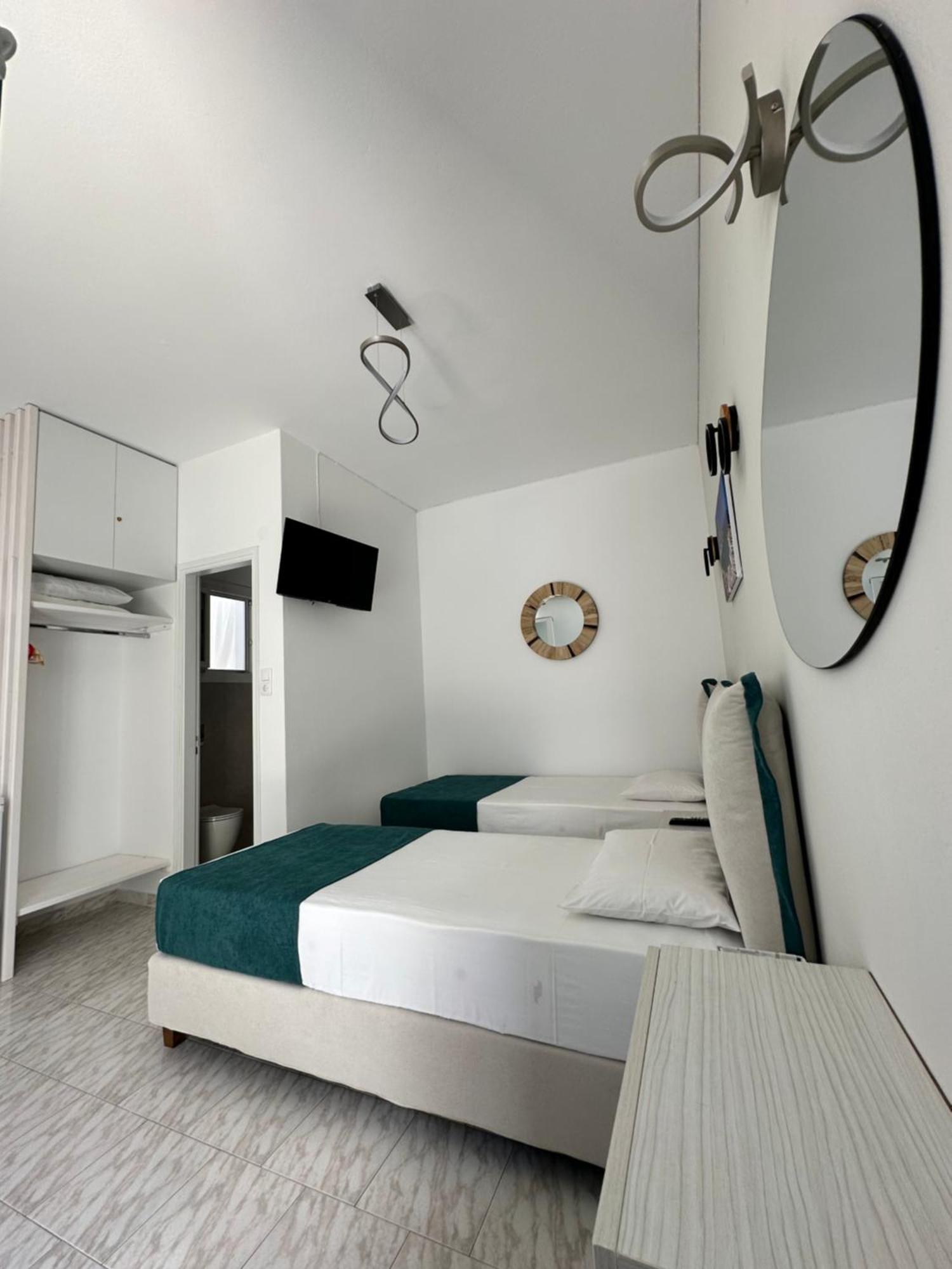 Theodora Rooms Kamares  Екстериор снимка