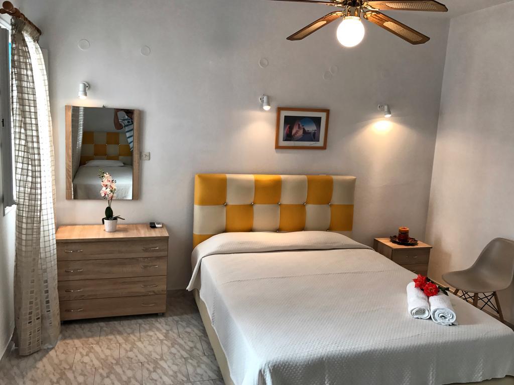 Theodora Rooms Kamares  Екстериор снимка